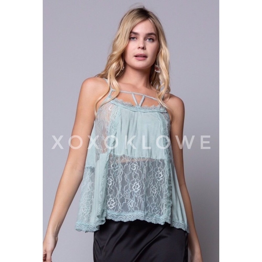 POL Strappy Cami Tank Lace Spaghetti Straps
